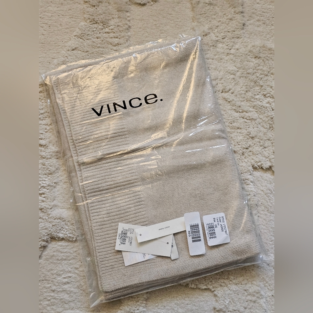 NWT Vince Wool Cashmere Scarf